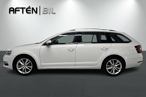 Skoda Octavia 10 of 23