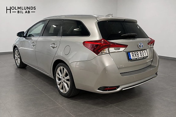 Toyota Auris 4 of 10