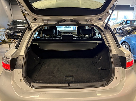 Lexus CT200h 27 of 27