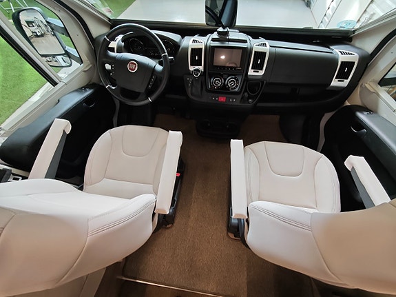 Pilote P726 Essentiel 3500Kg Taksäng 11 of 24