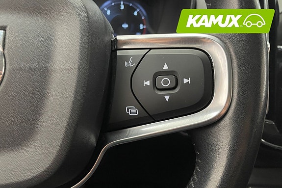 Volvo XC40 25 of 26
