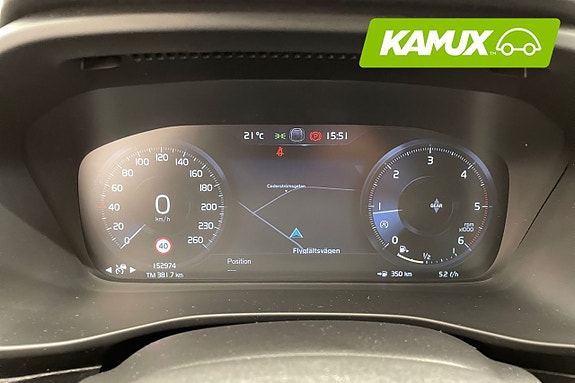 Volvo XC40 12 of 26