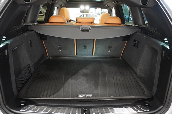 BMW X3 13 of 15