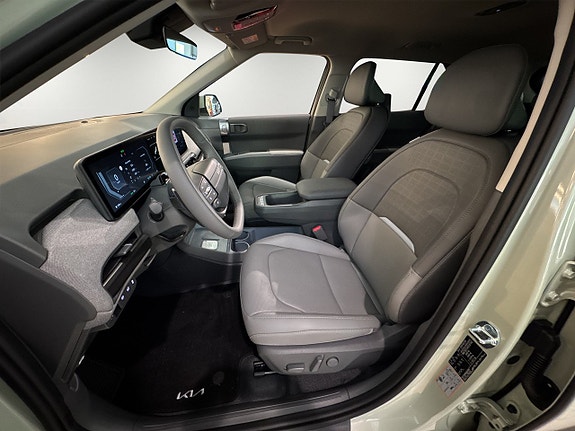 Kia EV3 8 of 25