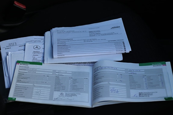 Mercedes-Benz CLA180 d 14 of 15
