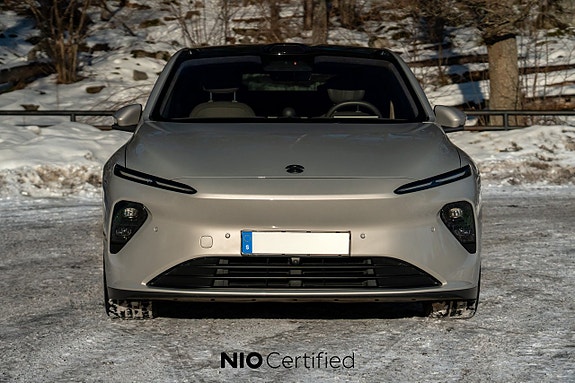 NIO ET7 3 of 9