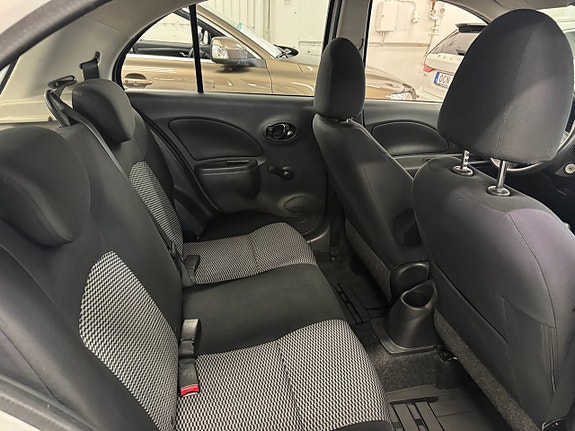 Nissan Micra 18 of 24