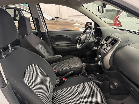 Nissan Micra 17 of 24