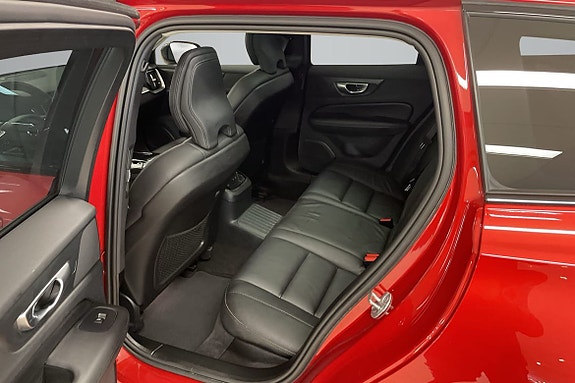 Volvo V60 11 of 18
