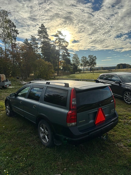 Volvo XC70 4 of 7