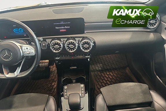 Mercedes-Benz CLA250 e 11 of 26