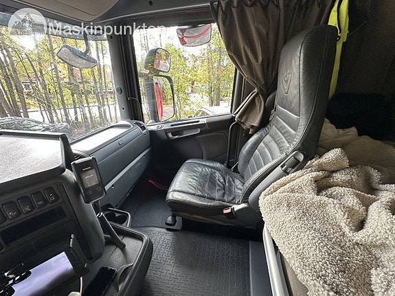 Scania R730LB8X4 Tippbil 16 of 27