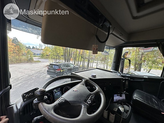 Scania R730LB8X4 Tippbil 17 of 27