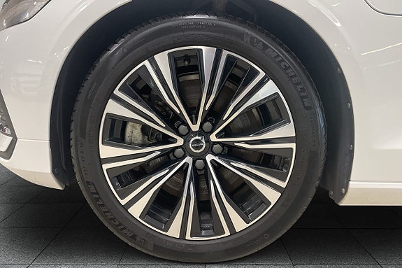 Volvo V60 8 of 18