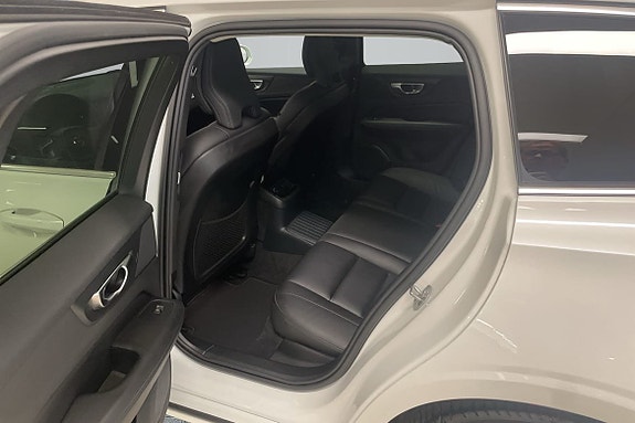 Volvo V60 11 of 18