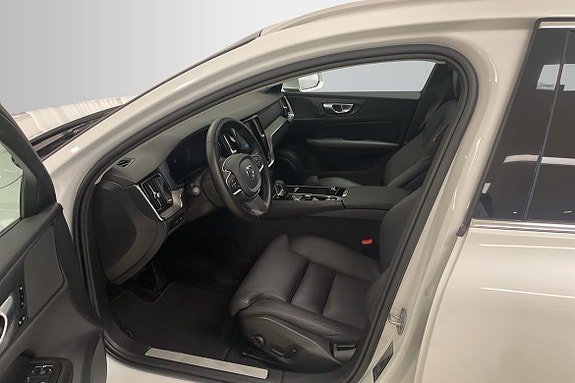 Volvo V60 10 of 18