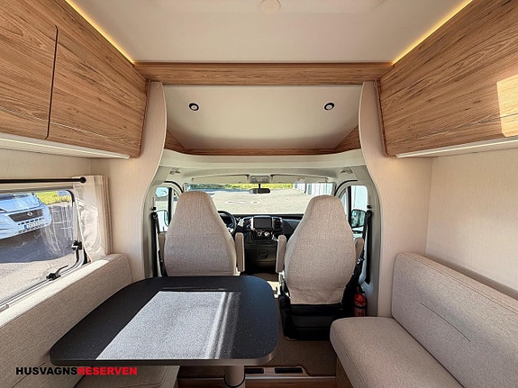 Pilote P740 GJ 13 of 27