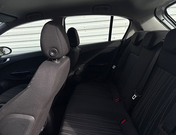 Opel Corsa 9 of 15