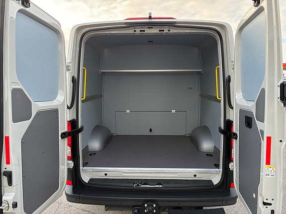 Volkswagen Crafter 35 18 of 19