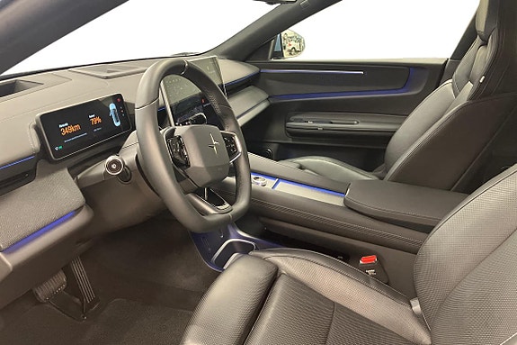Polestar 4 13 of 23