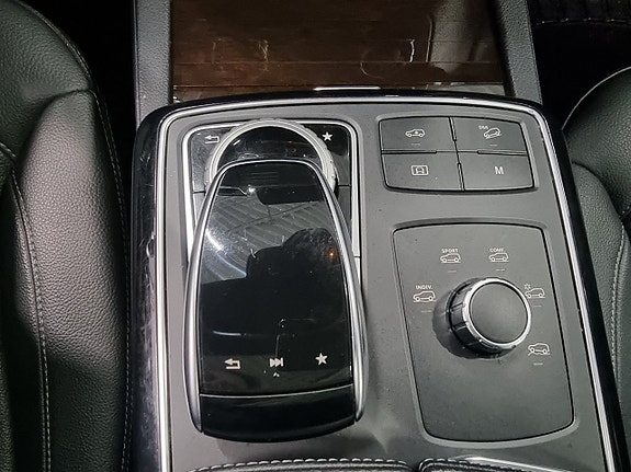 Mercedes-Benz GLS350 d 18 of 19