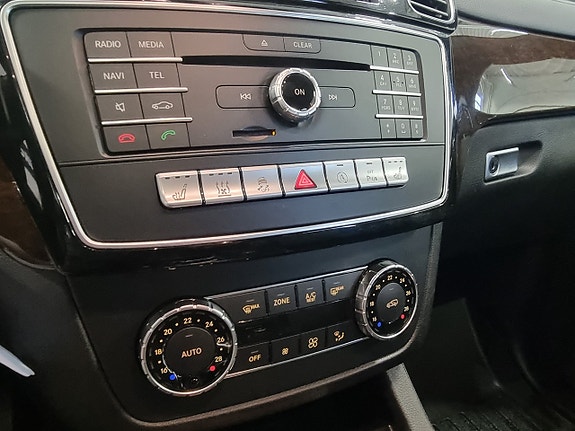 Mercedes-Benz GLS350 d 17 of 19