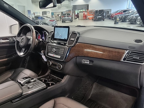 Mercedes-Benz GLS350 d 11 of 19