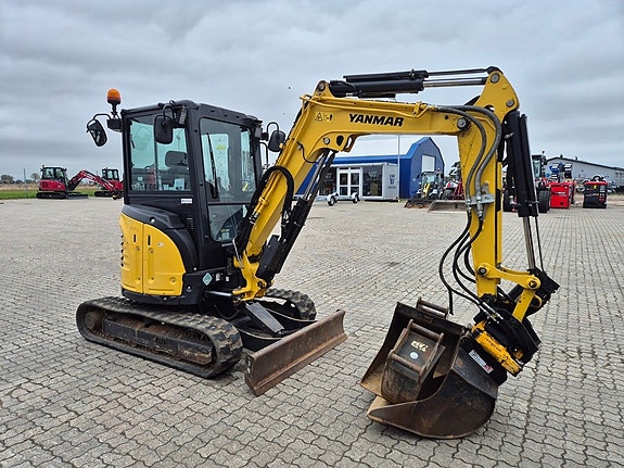 Begagnad 3,5t Yanmar ViO33 minigrävare 7 of 9