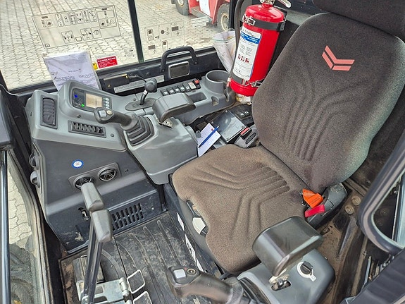 Begagnad 3,5t Yanmar ViO33 minigrävare 9 of 9