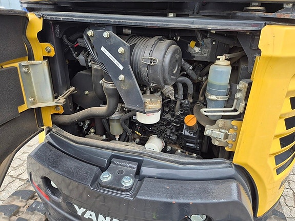 Begagnad 3,5t Yanmar ViO33 minigrävare 8 of 9