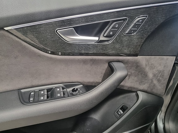 Audi Q8 13 of 16