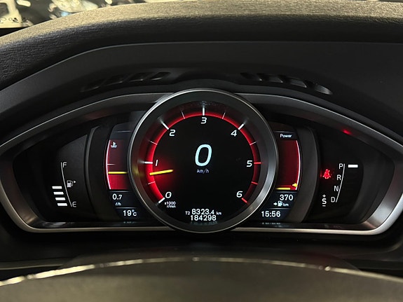 Volvo V40 13 of 16