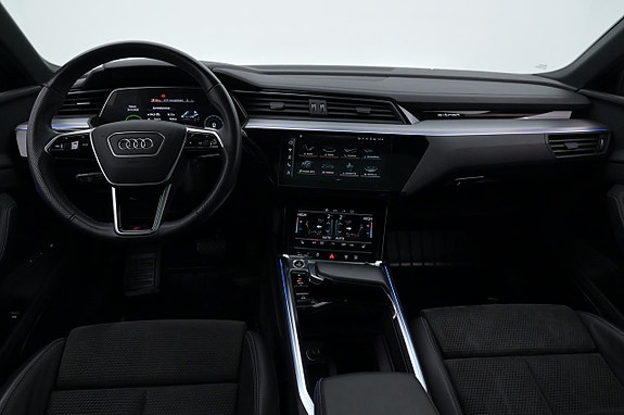 Audi e-tron 6 of 27