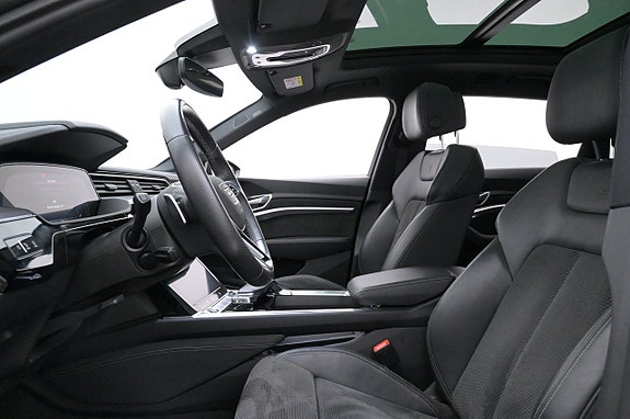 Audi e-tron 10 of 27