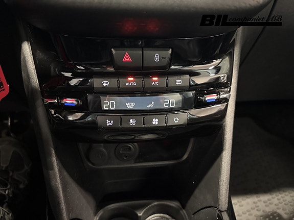 Peugeot 2008 14 of 15