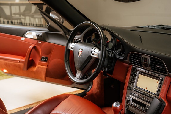 Porsche 911 25 of 30