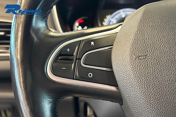 Renault Megane IV 15 of 23