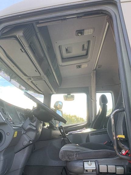Scania 114 G 340 HK Bakgavel Endast 13875 mil på Nätauktion 10 of 12