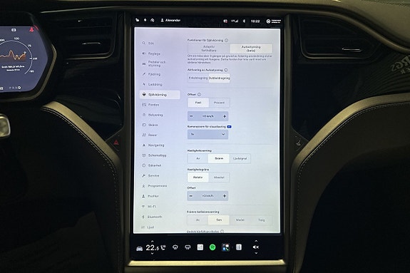 Tesla Model S 17 of 26