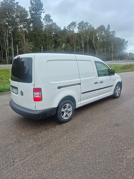 Volkswagen Caddy Maxi 5 of 12