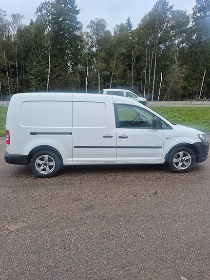 Volkswagen Caddy Maxi 4 of 12
