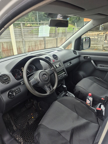 Volkswagen Caddy Maxi 9 of 12