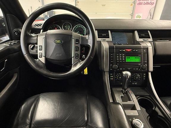 Land Rover Range Rover Sport 21 of 27