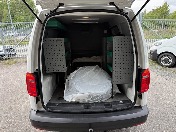 Volkswagen Caddy 9 of 15