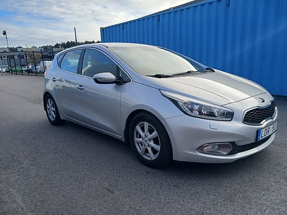Kia Ceed 5 of 11