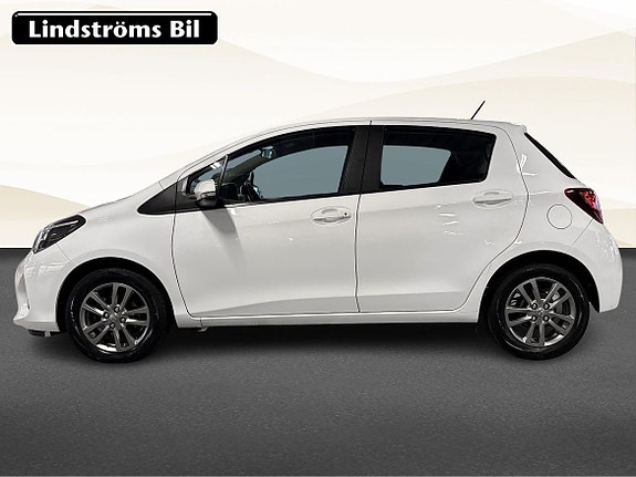 Toyota Yaris 6 of 19