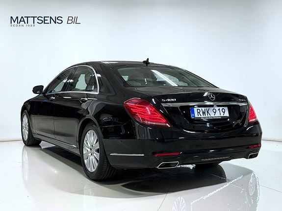 Mercedes-Benz S400 20 of 27