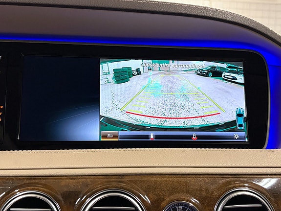 Mercedes-Benz S400 12 of 27