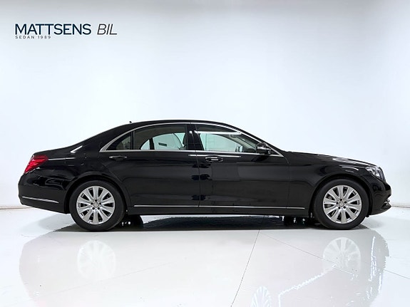 Mercedes-Benz S400 25 of 27