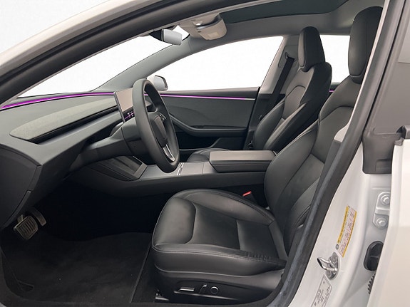 Tesla Model 3 13 of 30